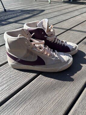 Nike Blazers size 6Y